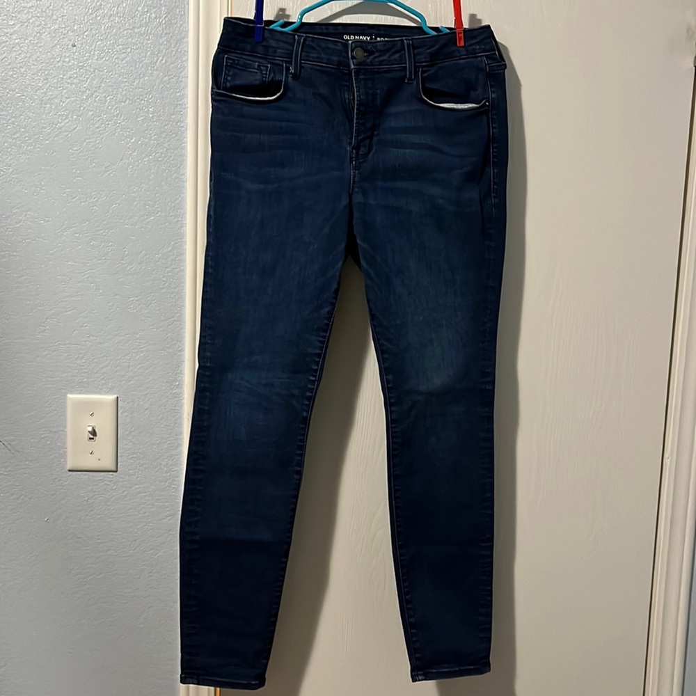 Women’s Old Navy Rock Star jeans size 12